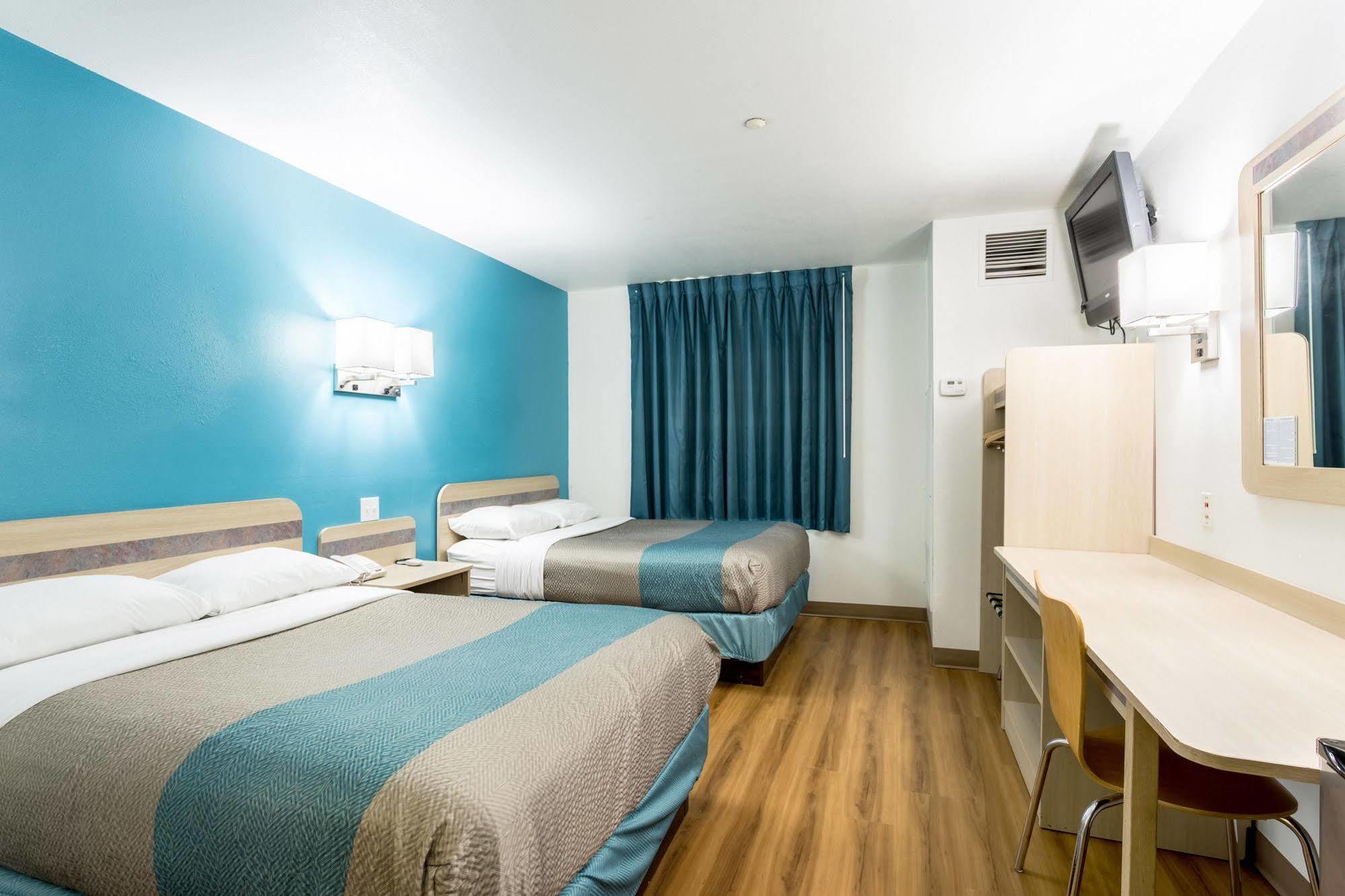 Motel 6-Roswell, Nm ภายนอก รูปภาพ