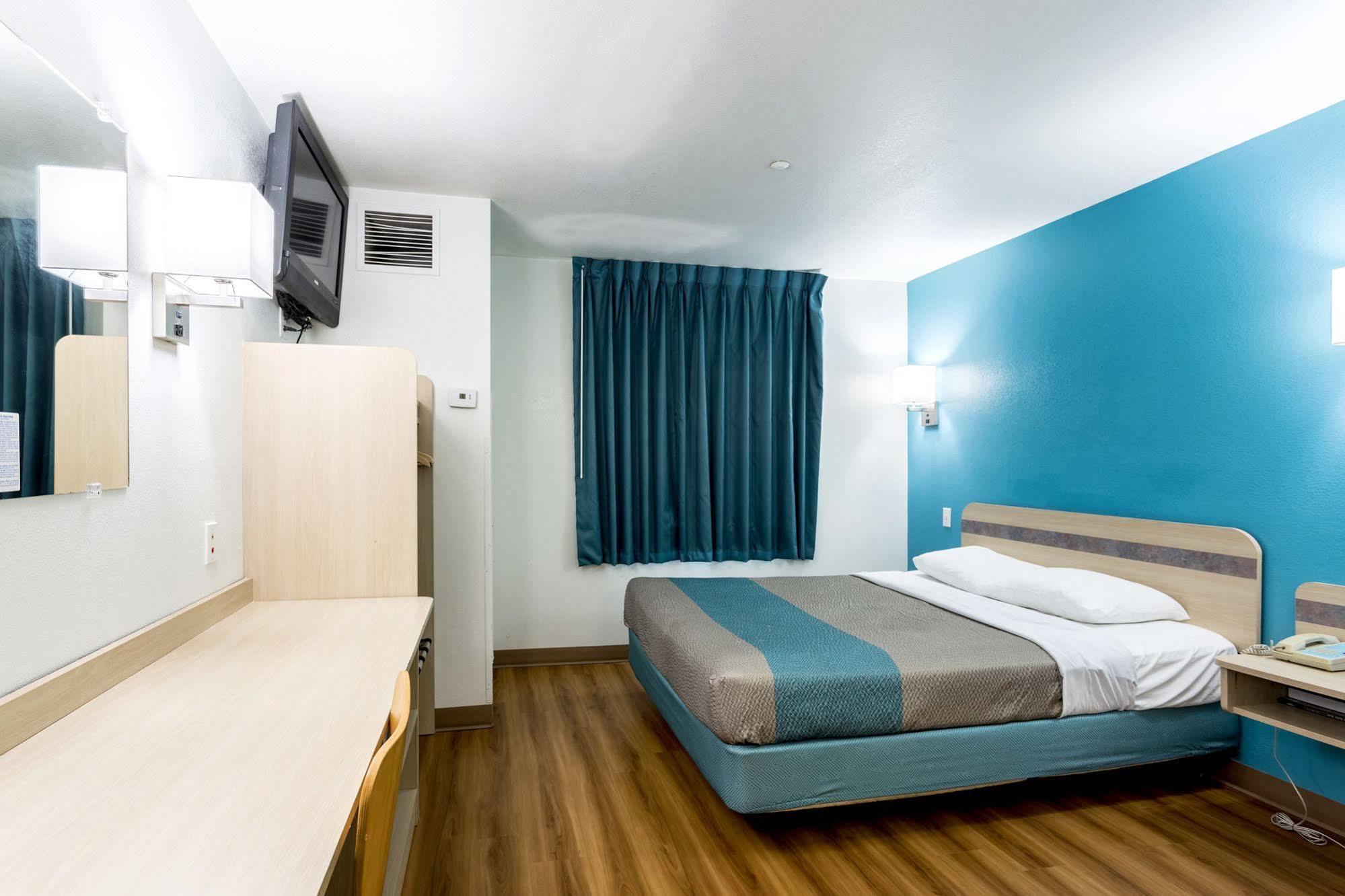Motel 6-Roswell, Nm ภายนอก รูปภาพ
