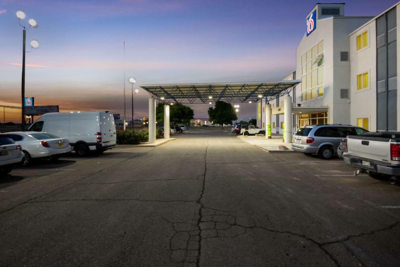 Motel 6-Roswell, Nm ภายนอก รูปภาพ
